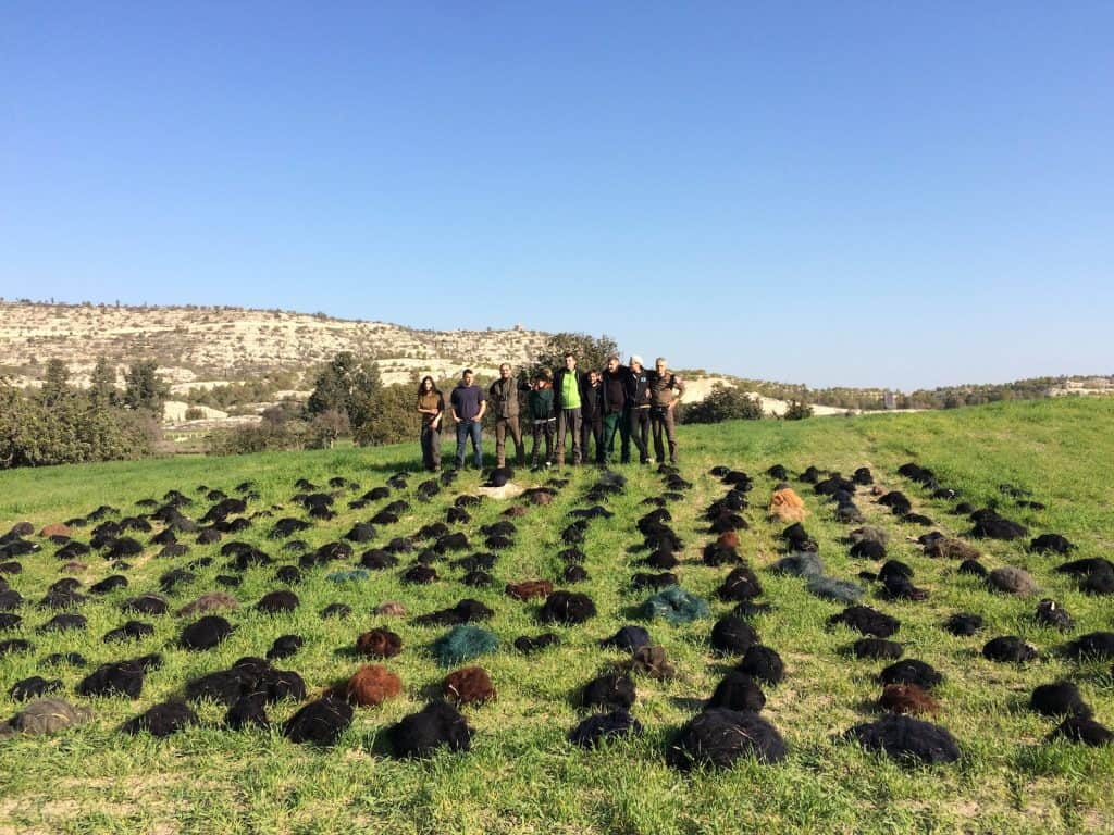 Die eingesammelten Netze der Fangnetze für Zugvögel.
