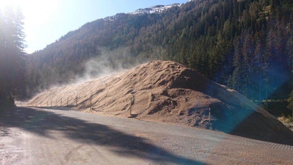 Bei der Beschneiung geht viel Wasser verloren, deshalb hier die Alternative: Snowfarming